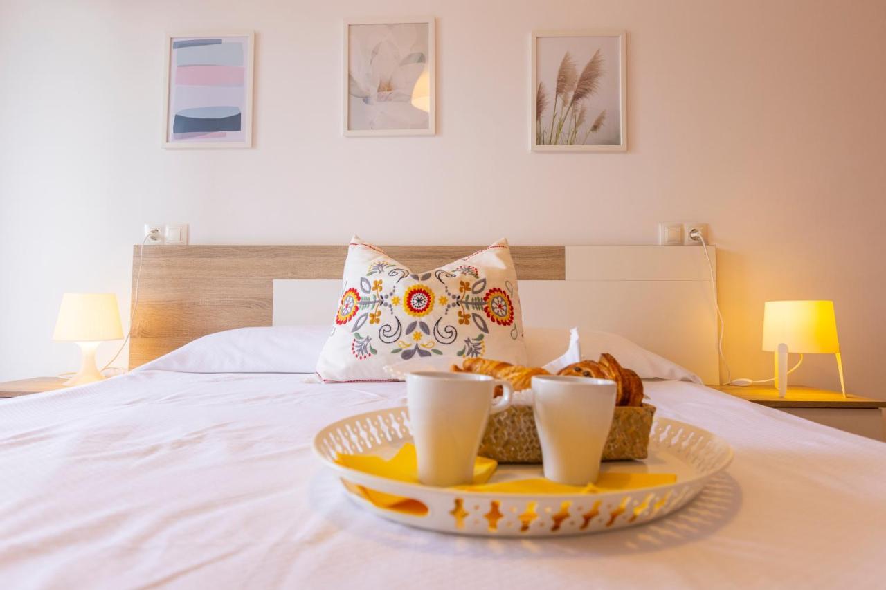 Apartagal-Playa De Llas, フォス エクステリア 写真