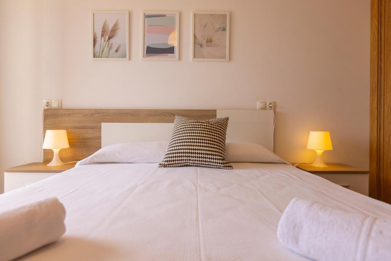 Apartagal-Playa De Llas, フォス エクステリア 写真
