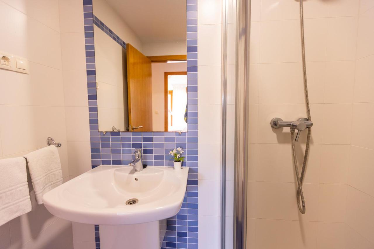 Apartagal-Playa De Llas, フォス エクステリア 写真